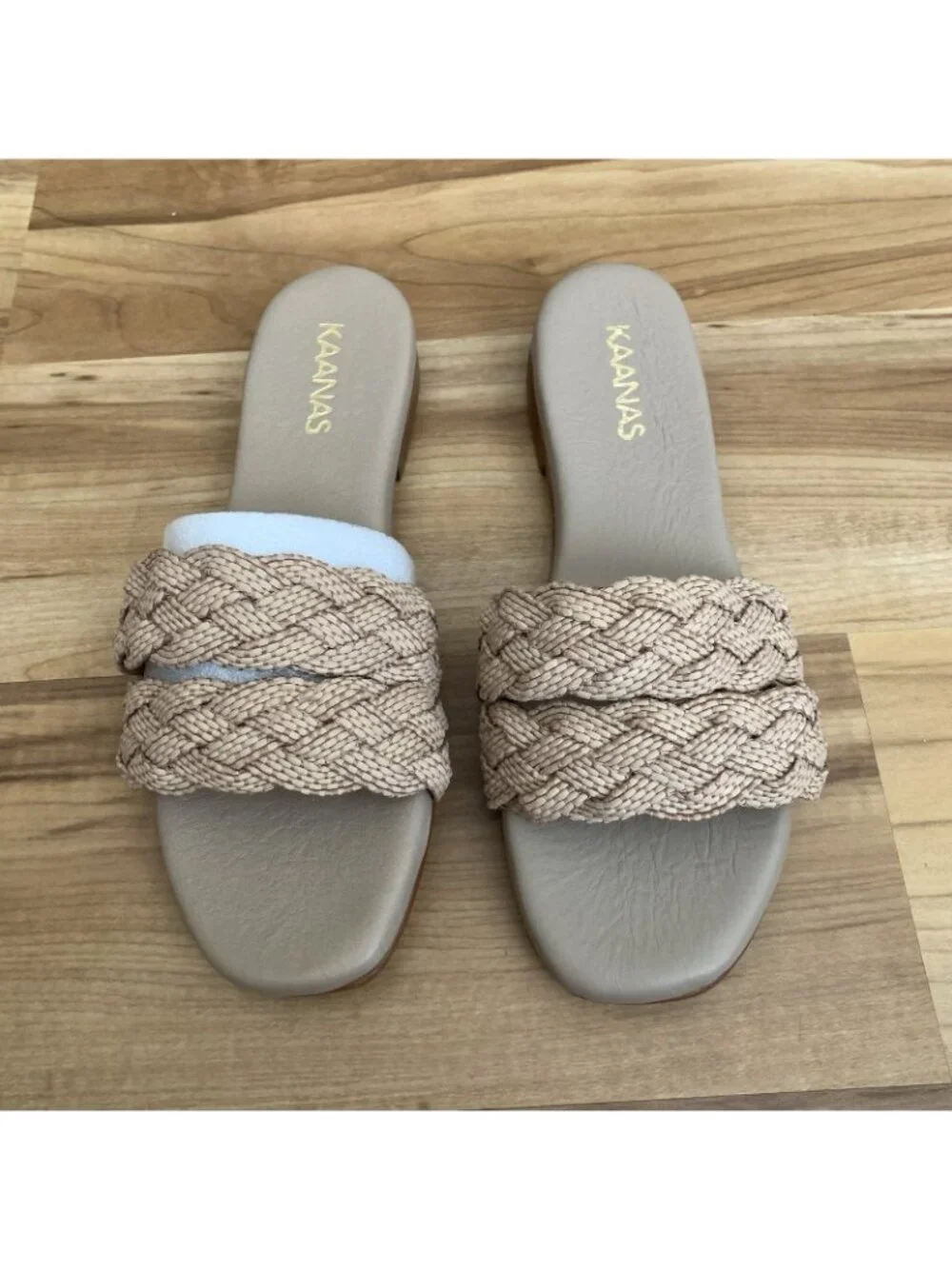 Kaanas Papagayo Sandal Camel Beige 5M NIB Beach Braided Casual Slip On